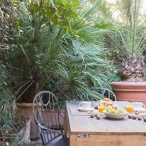 Wprelais Palm Fronds Apartment Milan